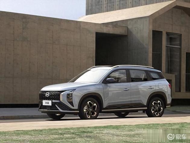 只要8万多, 2.0引擎+独悬, 还是紧凑型车身, 这SUV太适合家用了