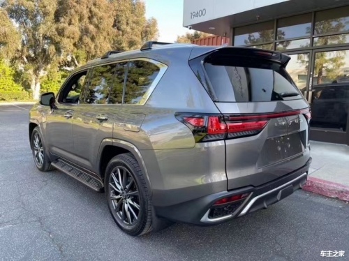 雷克萨斯LX中东版 全部在售 2024款 2023款 2022款 2021款 2020款 2019款成都雷克萨斯LX中东版新款价格优惠10万 欢迎到店试驾