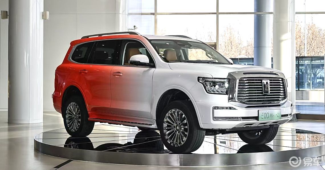 坦克500Hi4-Z和方程豹豹8谁更硬核？