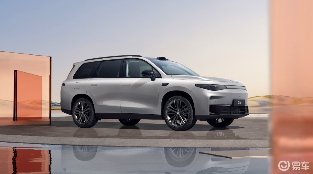 买六座长续航SUV,零跑C16和eπ008谁才是优选?