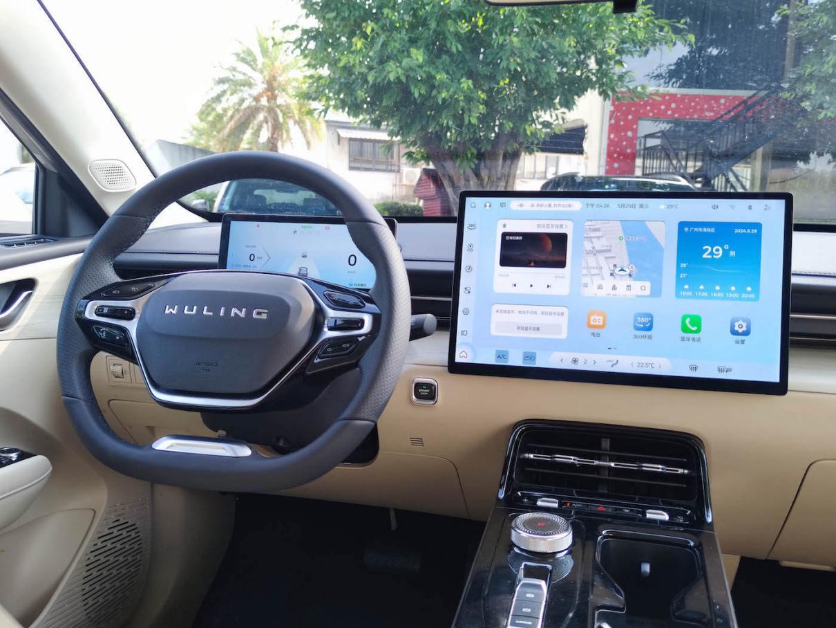 春天出行新搭档,五菱星光凭借大空间高续航成首选