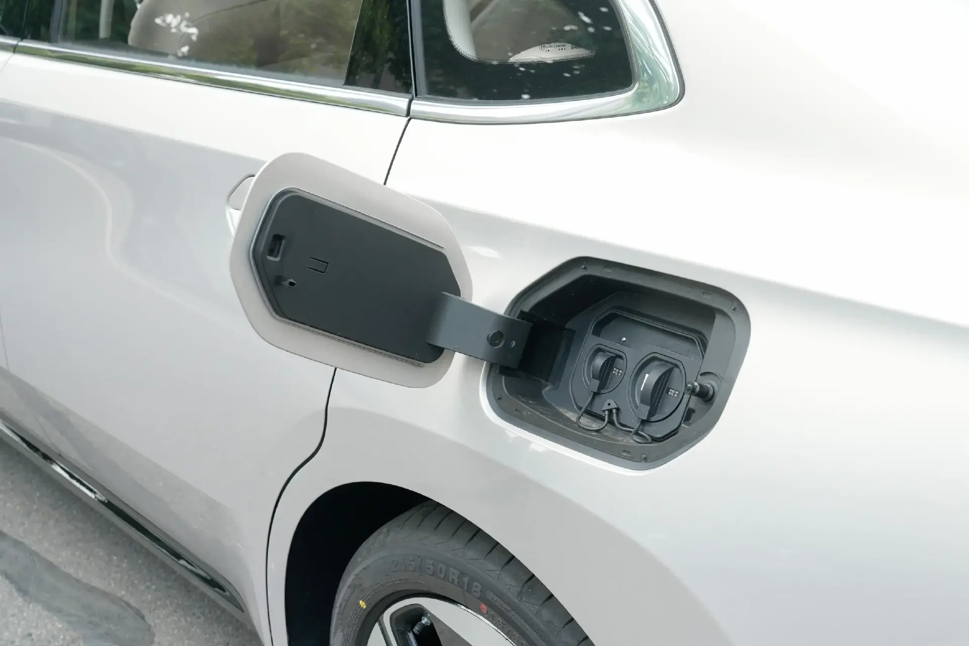 春天出行新搭档,五菱星光凭借大空间高续航成首选