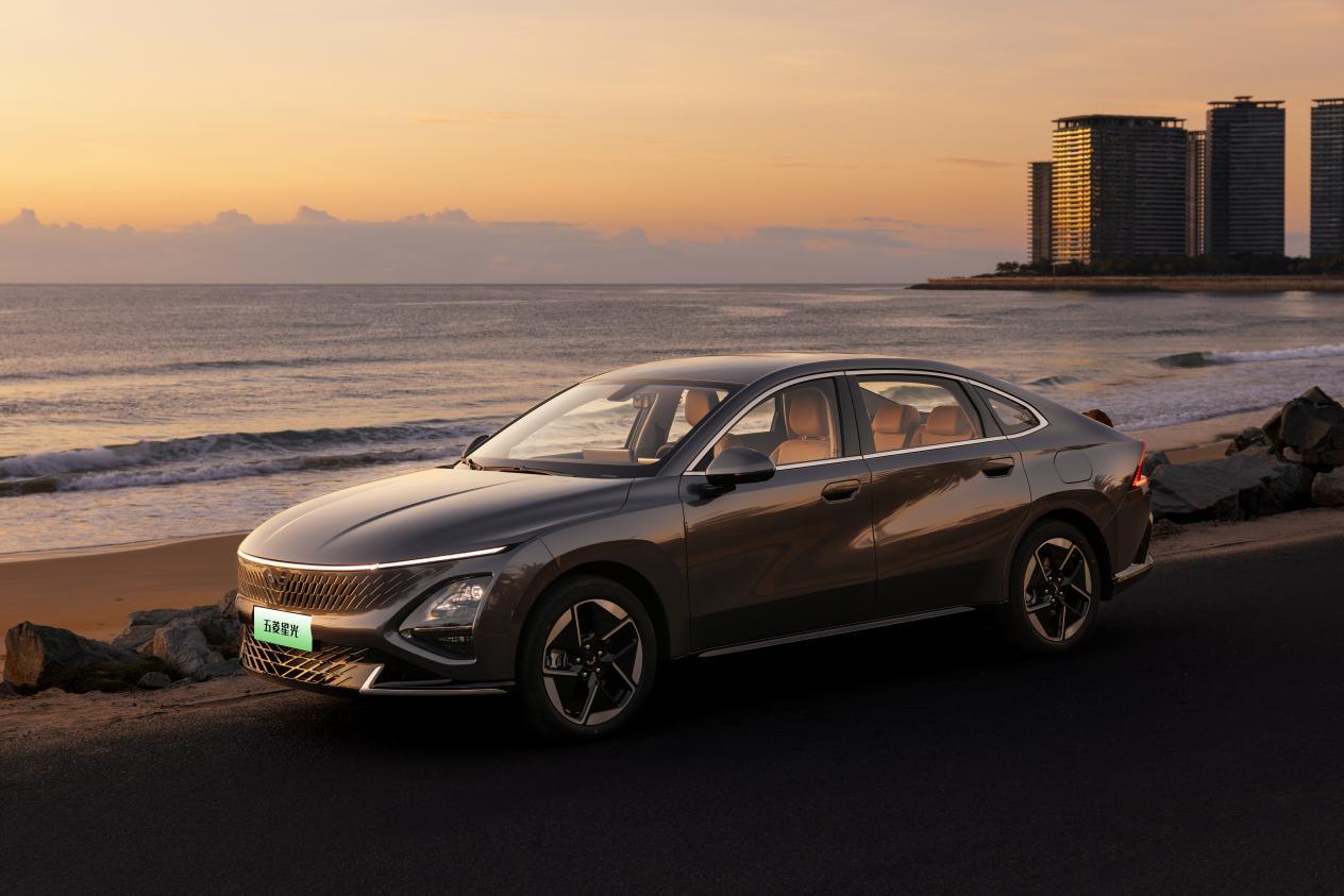 春天出行新搭档,五菱星光凭借大空间高续航成首选