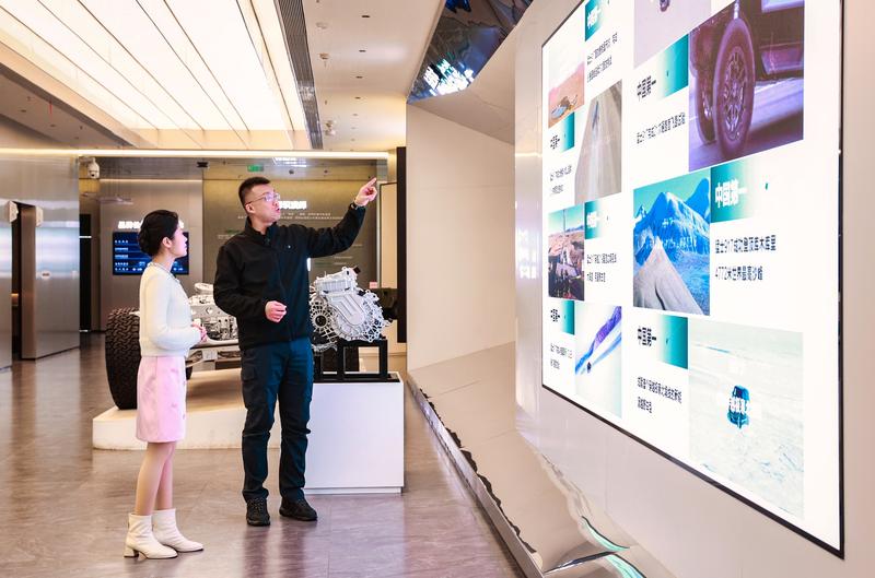 从中国车谷走向世界 猛士917引领东方豪华电动越野新高度