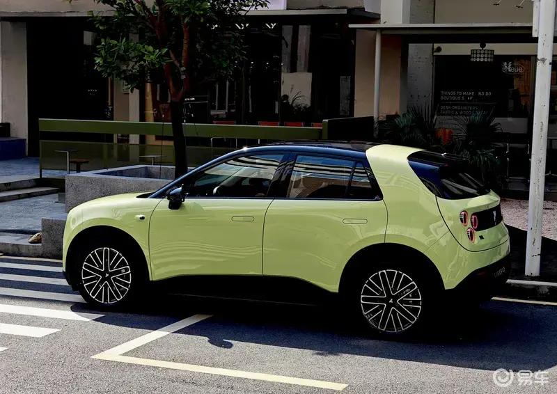 firefly萤火虫更多配置公布 标配九气囊/将于4月19日正式上市