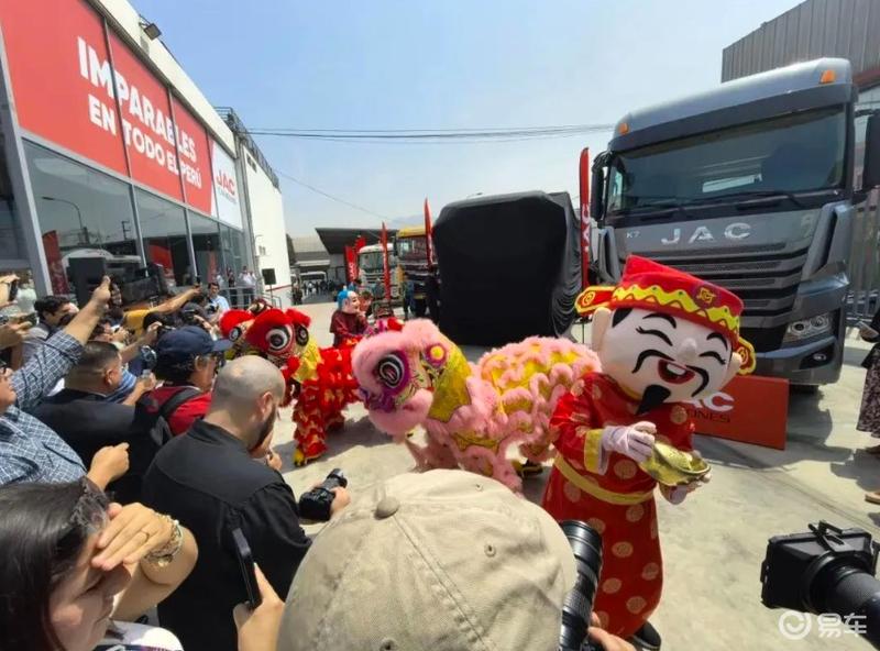 江汽集团秘鲁首家乘商综合专营店开业 T9皮卡新品同步上市