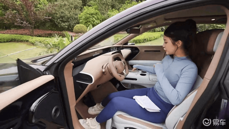 阿维塔07探索版正式上市 售25.99万元起