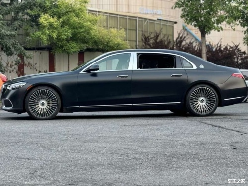 迈巴赫S级加版 全部在售 2023款 2022款 2020款 2019款 2018款成都迈巴赫S级加版让利促销中 限时优惠高达90万元