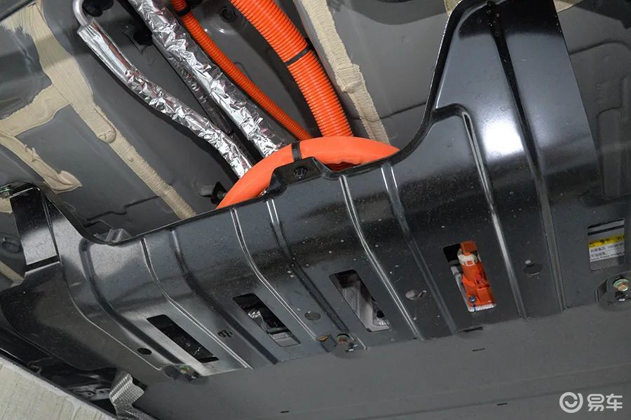 比亚迪汉DM-i:谁说是“筷子”,人家是正经八百的五连杆