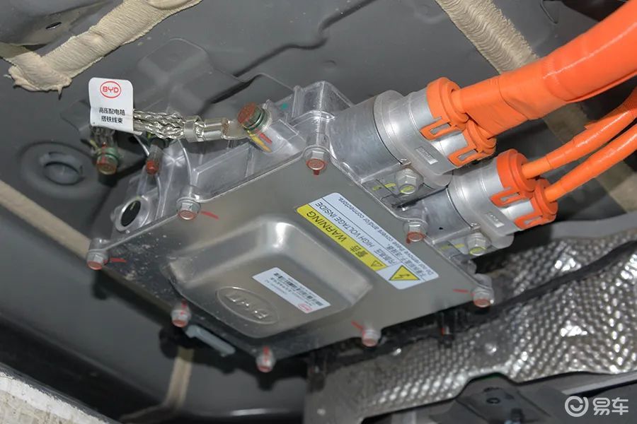 比亚迪汉DM-i:谁说是“筷子”,人家是正经八百的五连杆