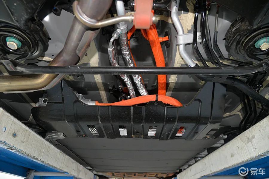 比亚迪汉DM-i:谁说是“筷子”,人家是正经八百的五连杆