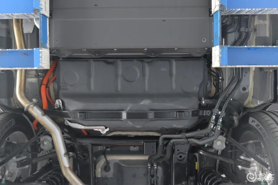 比亚迪汉DM-i:谁说是“筷子”,人家是正经八百的五连杆