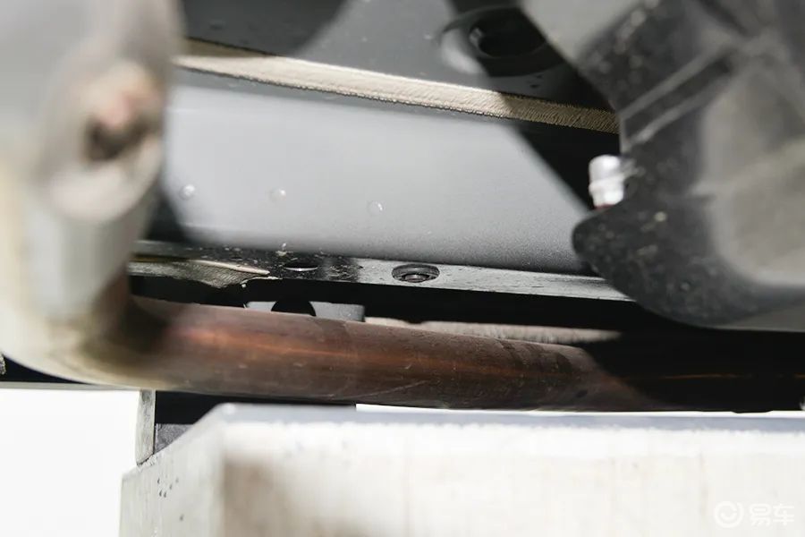 比亚迪汉DM-i:谁说是“筷子”,人家是正经八百的五连杆