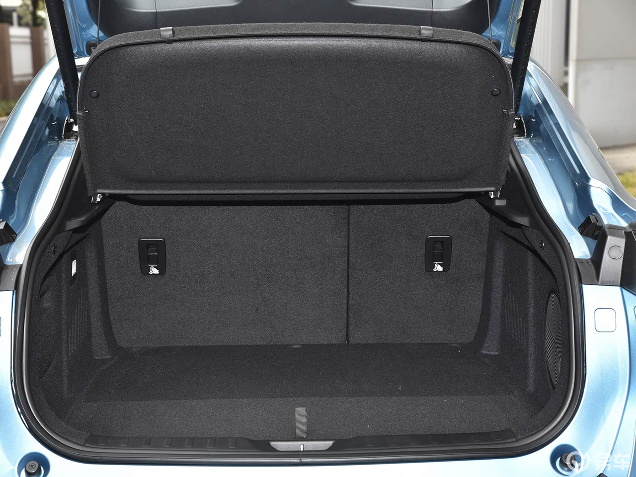 深蓝L07对比星耀8:想要的智能、舒适、实用,谁能满足?