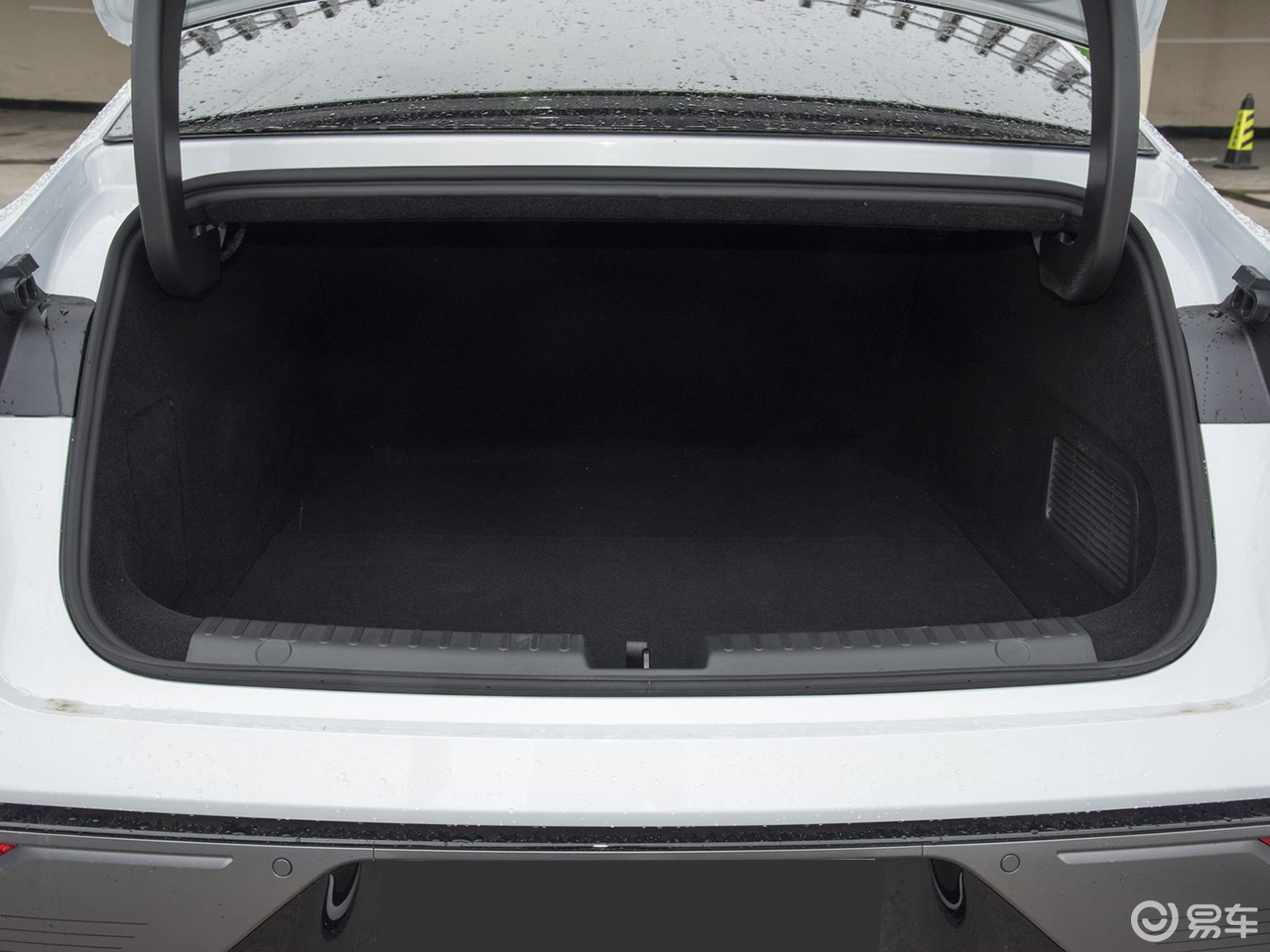 深蓝L07对比星耀8:想要的智能、舒适、实用,谁能满足?