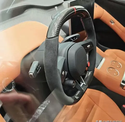 小米新SUV月底上市 碳纤维配件可选 性能对标特斯拉和其他高端车