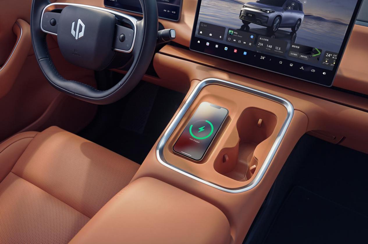 零跑C16对比理想L6海狮07 DM-i谁更值