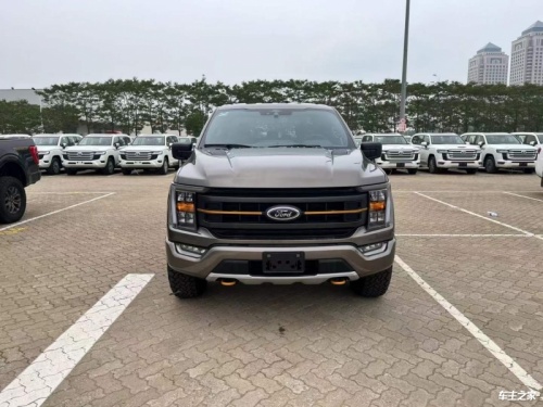 2025新福特F-150美版价格最低64万起 直降6万