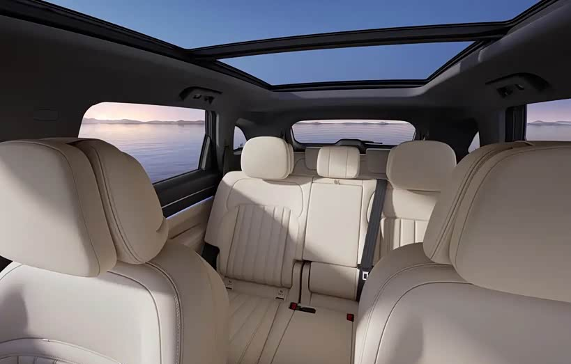 山海L7 PLUS预售,13.99万起,二胎家庭可以冲?