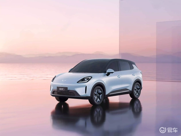 五菱缤果S预售,6.88万起,微型车新选,轻松驾驭生活