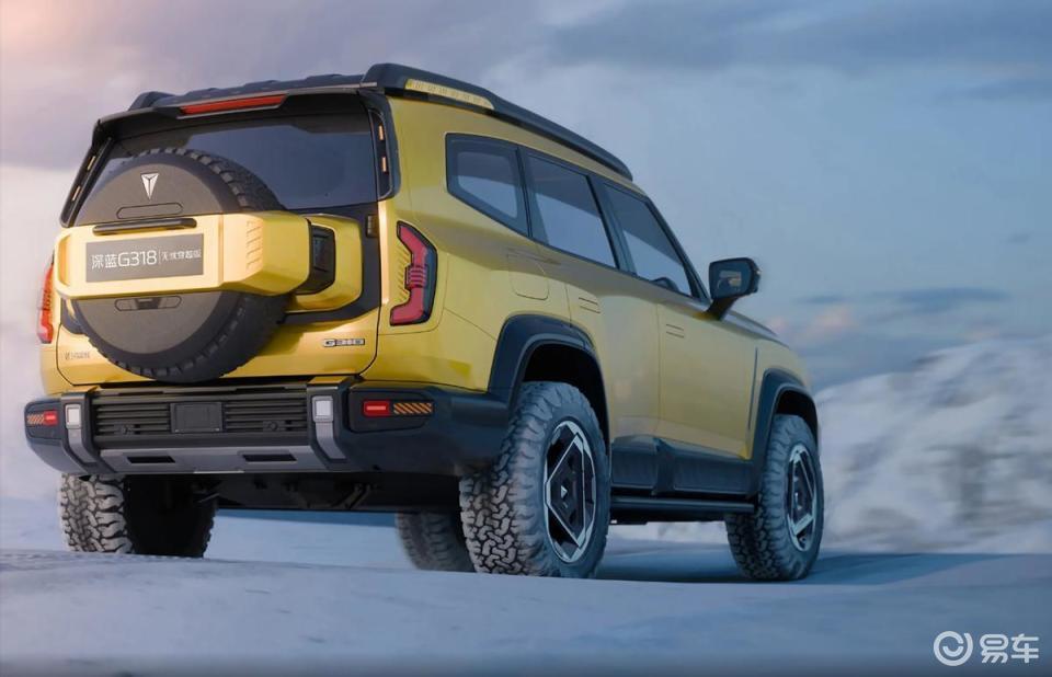 户外探险不将就!深蓝G318对比钛7,哪款车值得买?